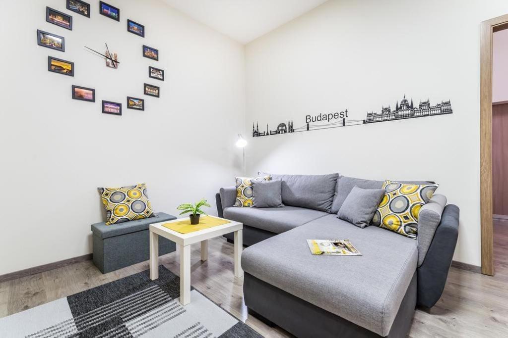 Paralello Universo-supercentral By Nw Apartament Budapesta
